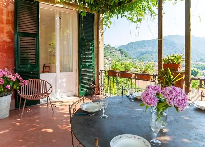 Questa - Oasi Sommersa Nel Chiavari
