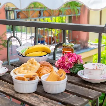 Questa - Oasi Sommersa Nel Villa