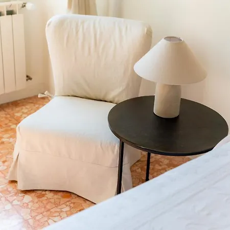 Questa - Oasi Sommersa Nel * Chiavari