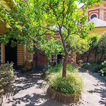 Questa - Oasi Sommersa Nel Villa Chiavari