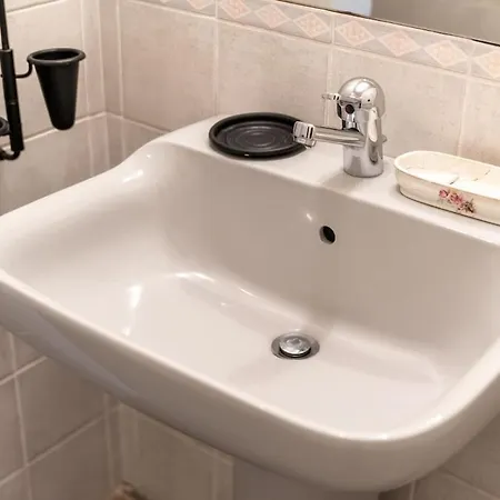 Questa - Oasi Sommersa Nel Chiavari