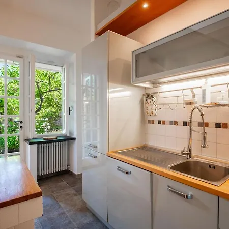 Questa - Oasi Sommersa Nel * Chiavari