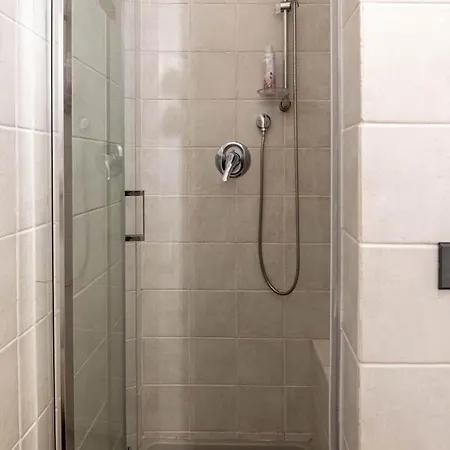 Questa - Oasi Sommersa Nel Villa