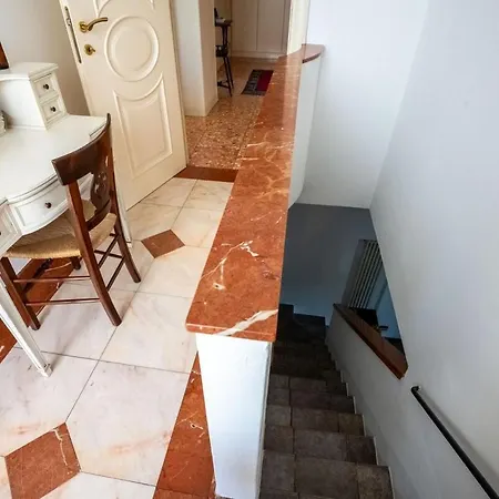 Questa - Oasi Sommersa Nel Villa