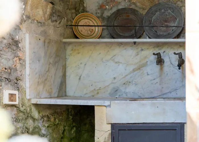 Questa - Oasi Sommersa Nel Villa Chiavari
